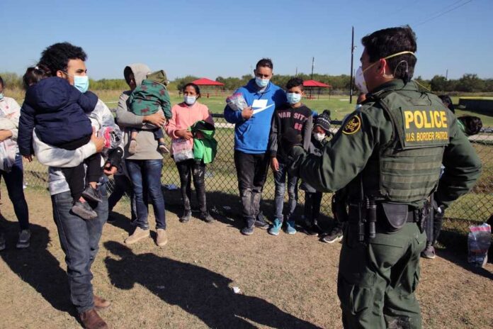 La,Joya,,Tx,,Usa-,Nov.,16,,2021:a,Male,Border,Patrol