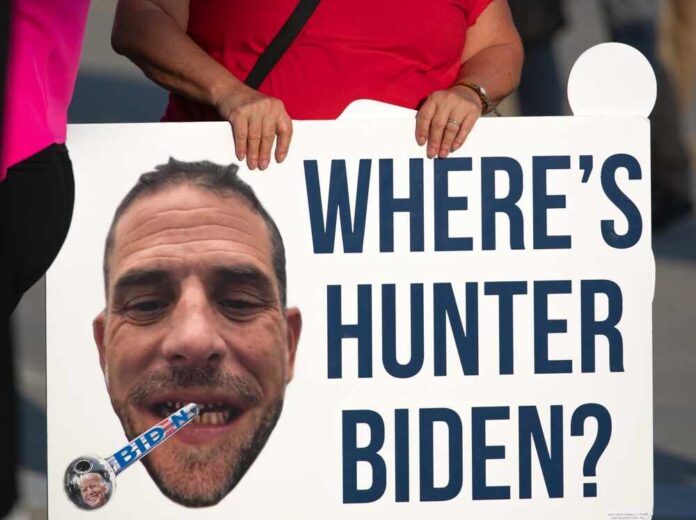 Milwaukee,,Wisconsin,,Usa,-,August,23,,2023:,A,Supporter,Of
